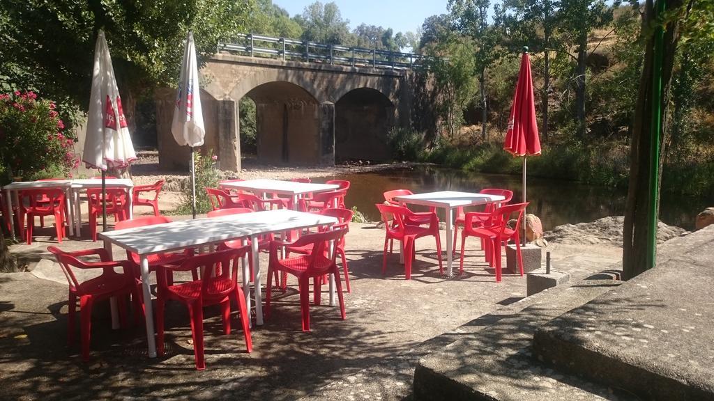 Casa De La Panaderia Pensionat Los Navalucillos Exteriör bild