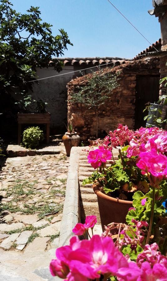 Casa De La Panaderia Pensionat Los Navalucillos Exteriör bild